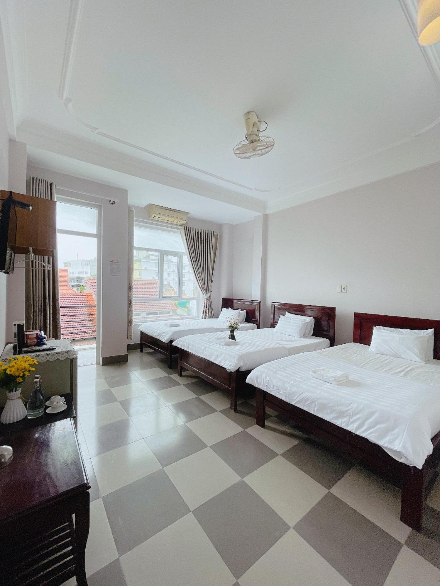 Amy Hotel Hue Luaran gambar